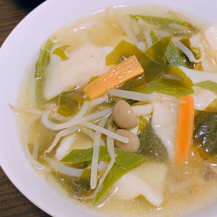 中華風水餃子入りスープ